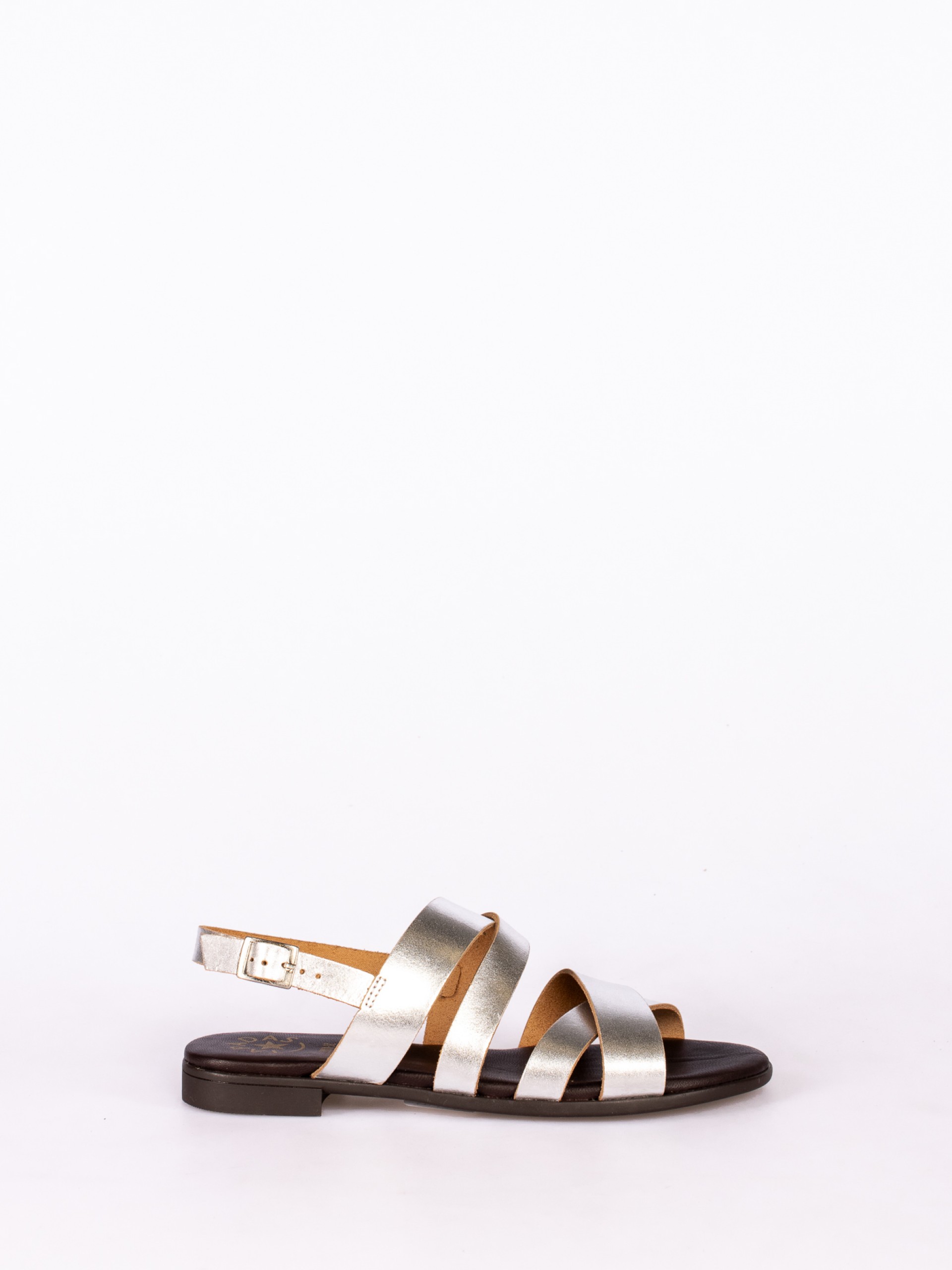 Sandália Rasa Múltiplas Tiras em Pele Laminada