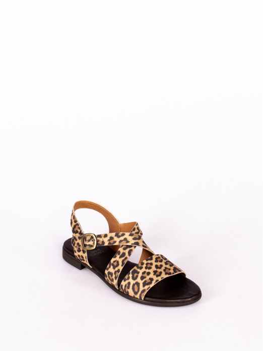 Sandlia Rasa em Pele Animal Print