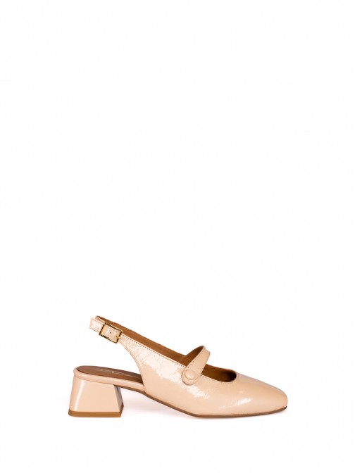 Medium Heel Shoes in Varnish