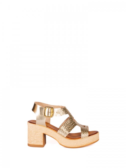 Compensated Sandal in Laminated Leather