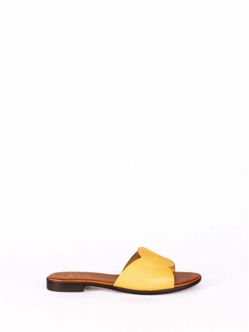 Flat Leather Slipper