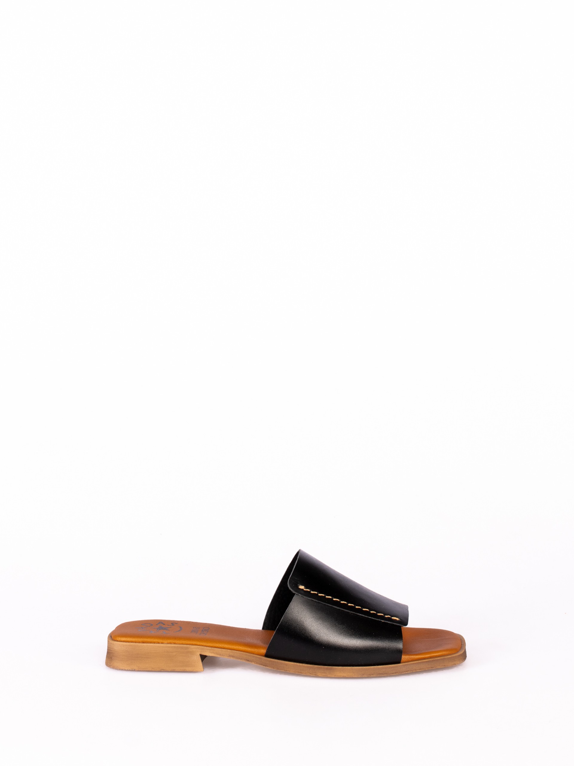 Wide Leather Upper Slipper