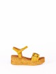 Amarelo
