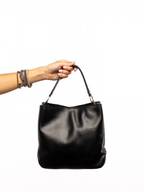 HAND AND CROSSBODY BAG IN LEATHER
