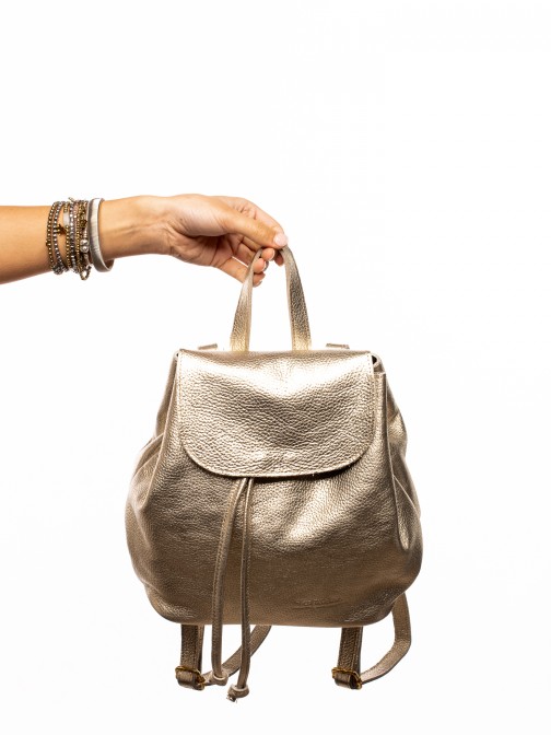 SMALL BACKPACK IN METALLIC LEATHER