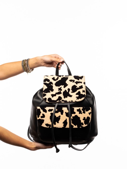 MOCHILA PELE C/VACA