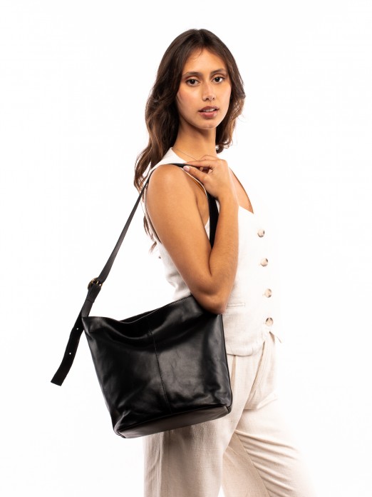 SHOULDER BAG IN LEATHER