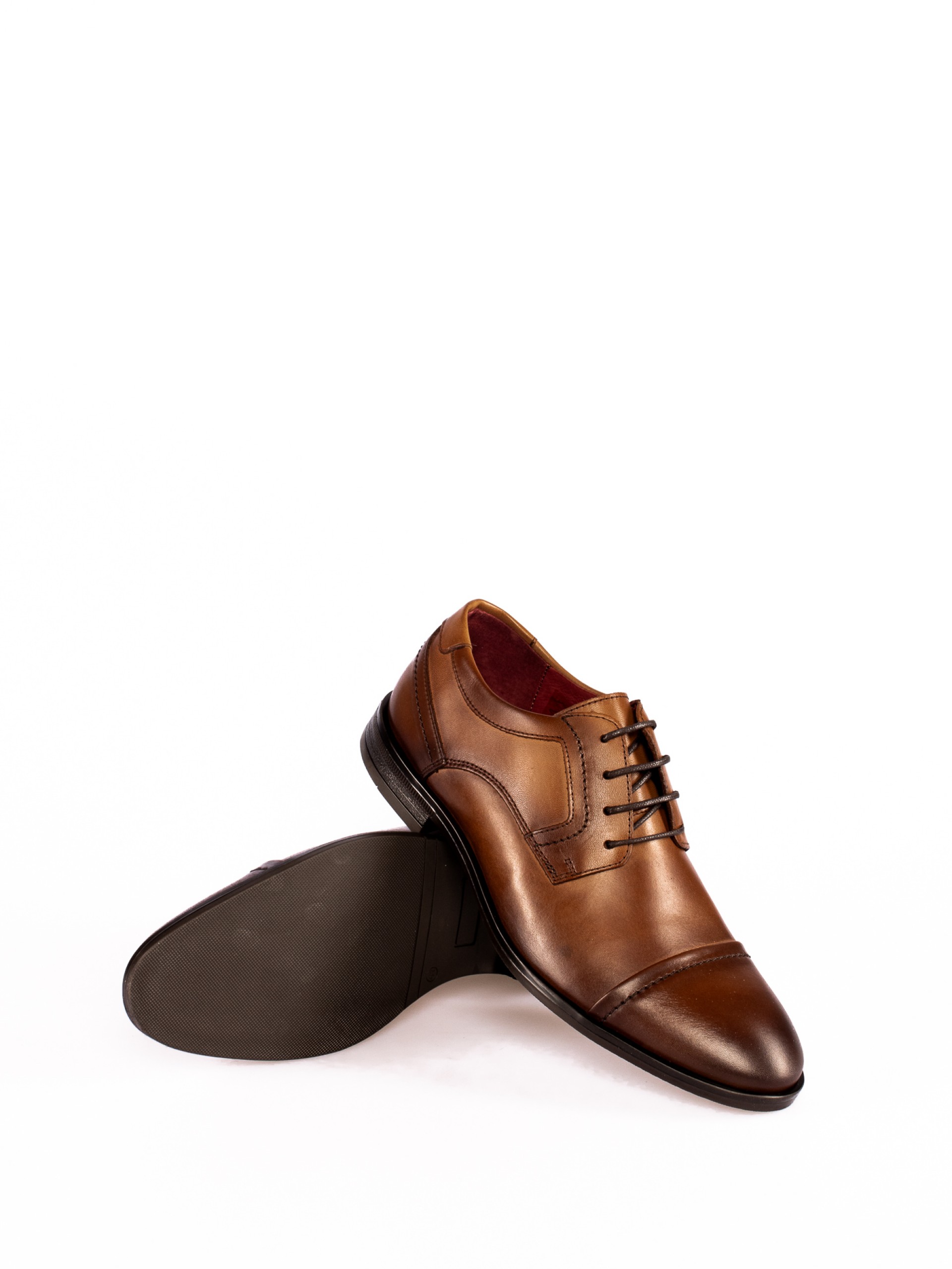 Sapato de Homem com Atacador em Pele