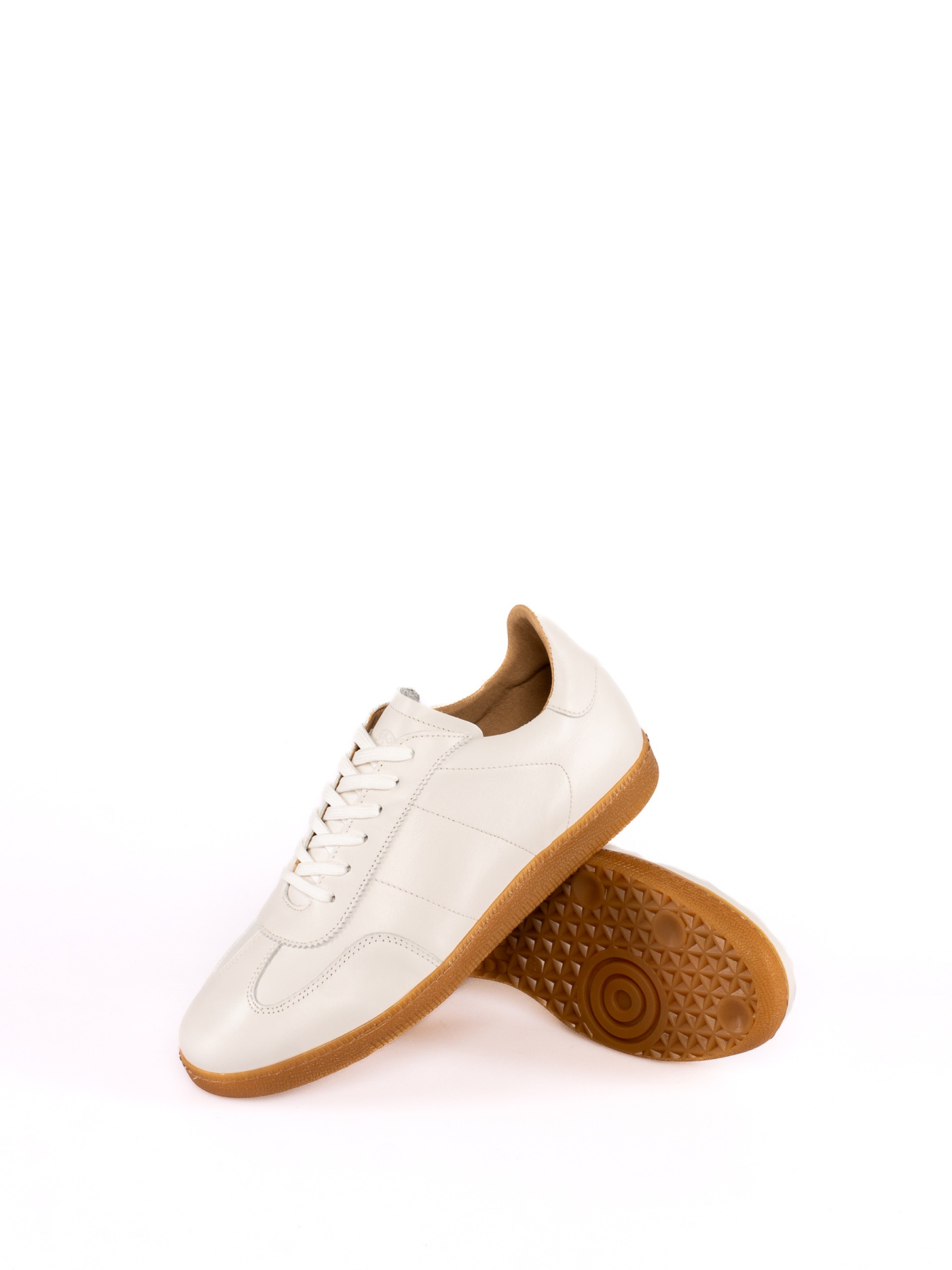 Sapato Desportivo em Pele