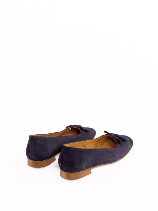 Sabrina with suede bows
