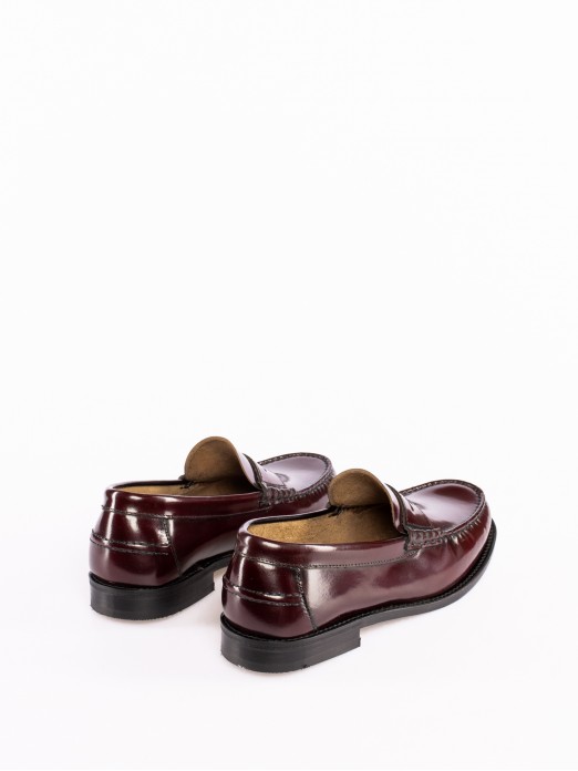 Mocassim Clssico com Travesso