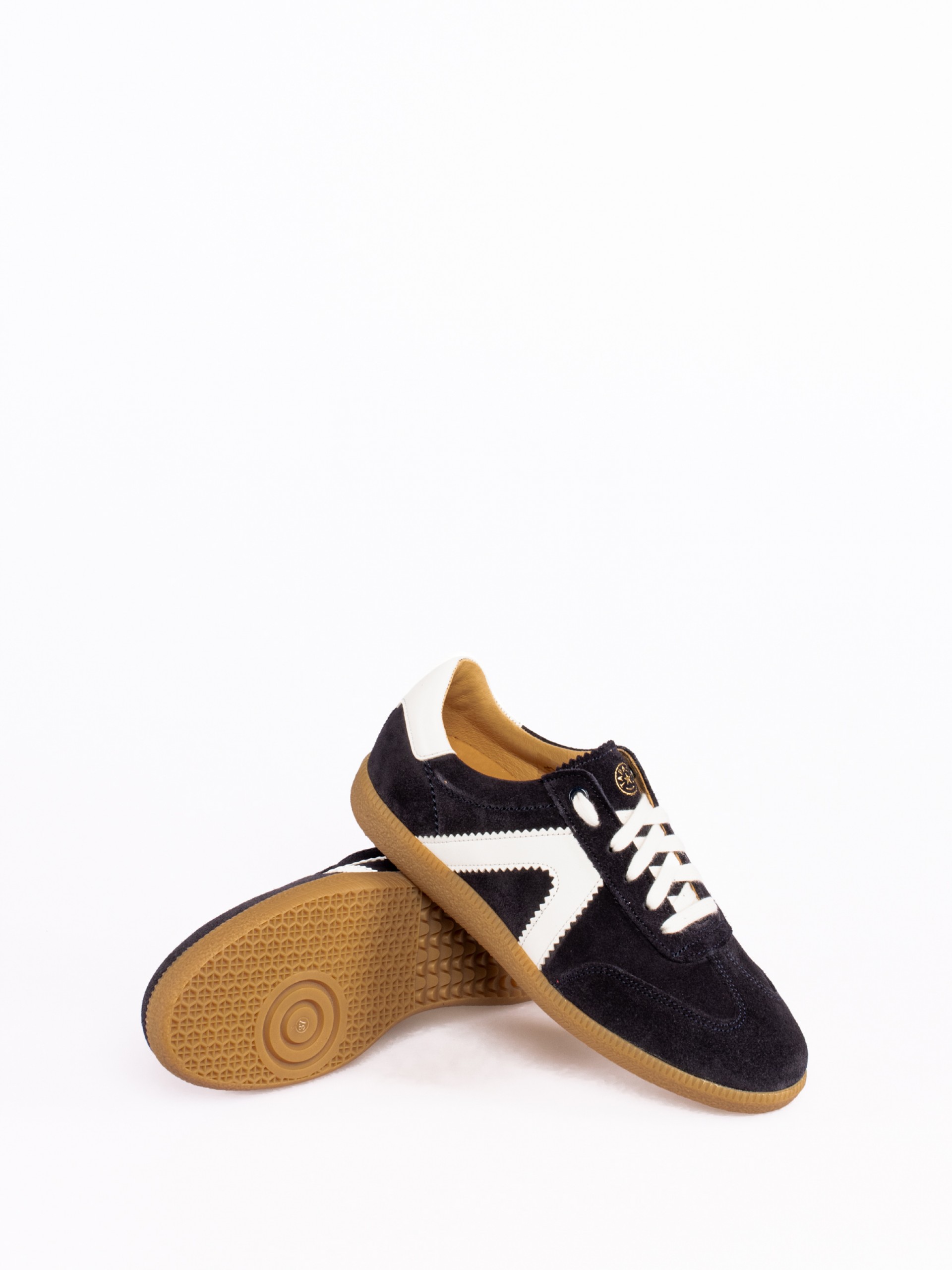 Suede Sports Shoe