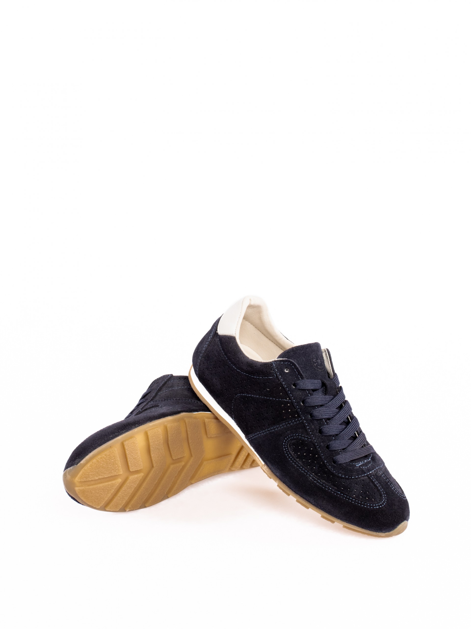 Sapato Desportivo em Camurça