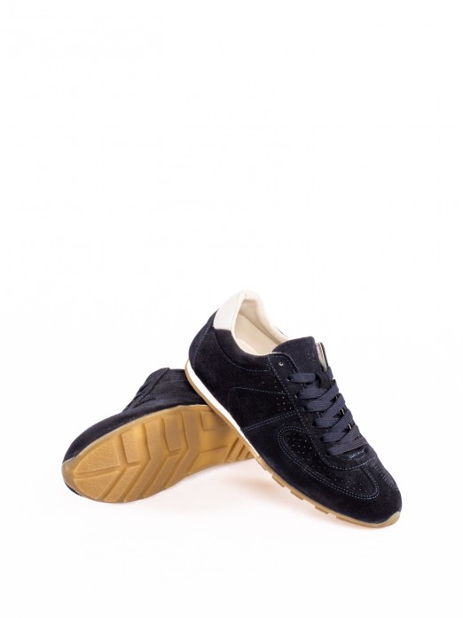 Suede Sports Shoe