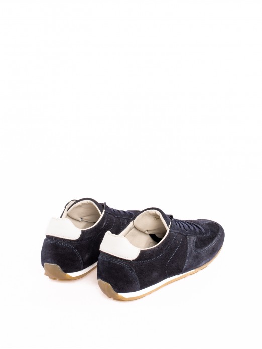 Suede Sports Shoe