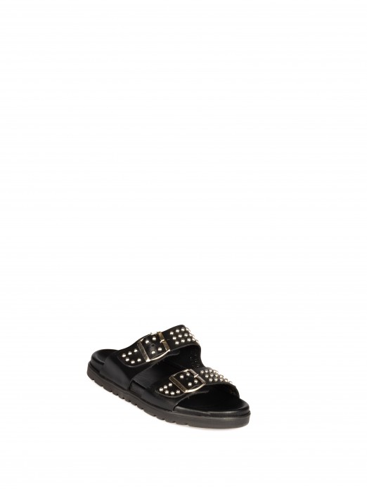 Chinelo Bio com Fivelas e Tachas em Pele