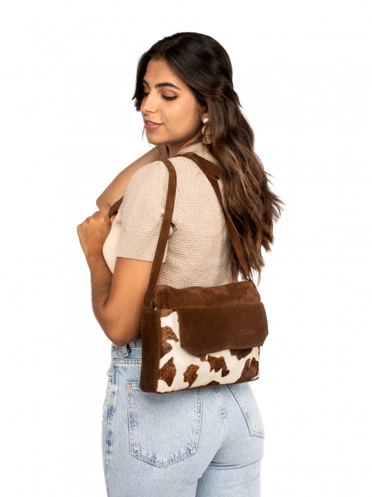 Mala a Tiracolo em Camurça com Bolso Mala a Tiracolo em Camurça com Bolso