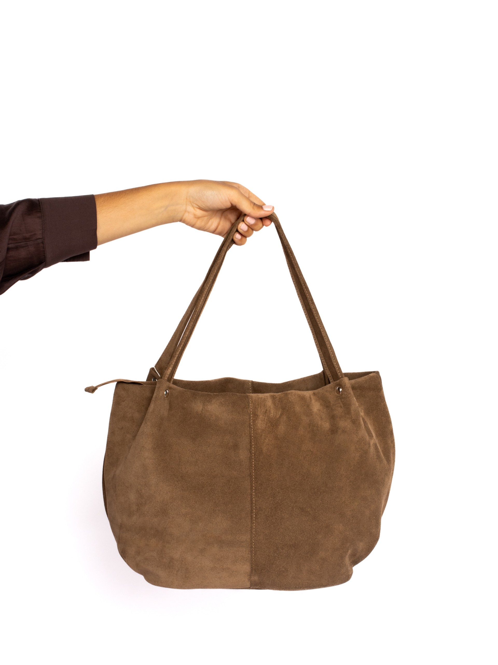 Mala de ombro em camurça com flor