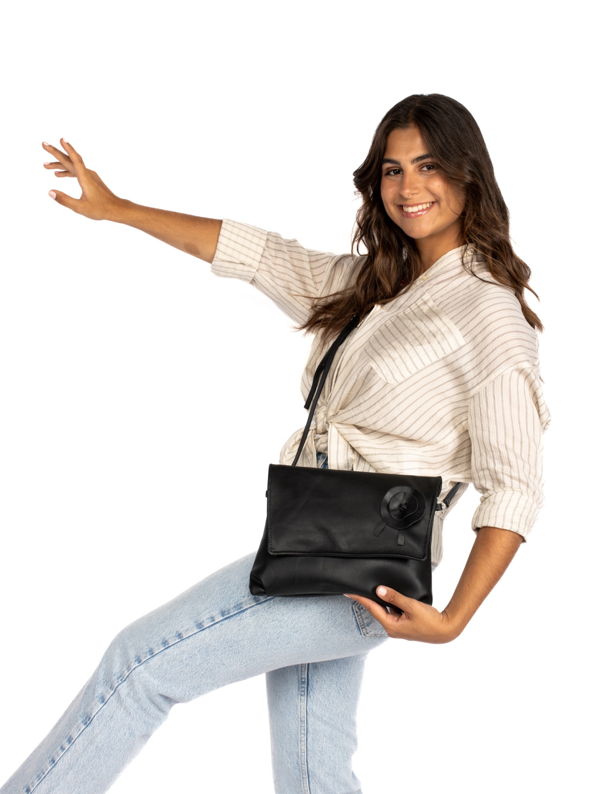 MALA TIRACOLO EM PELE COM FLOR