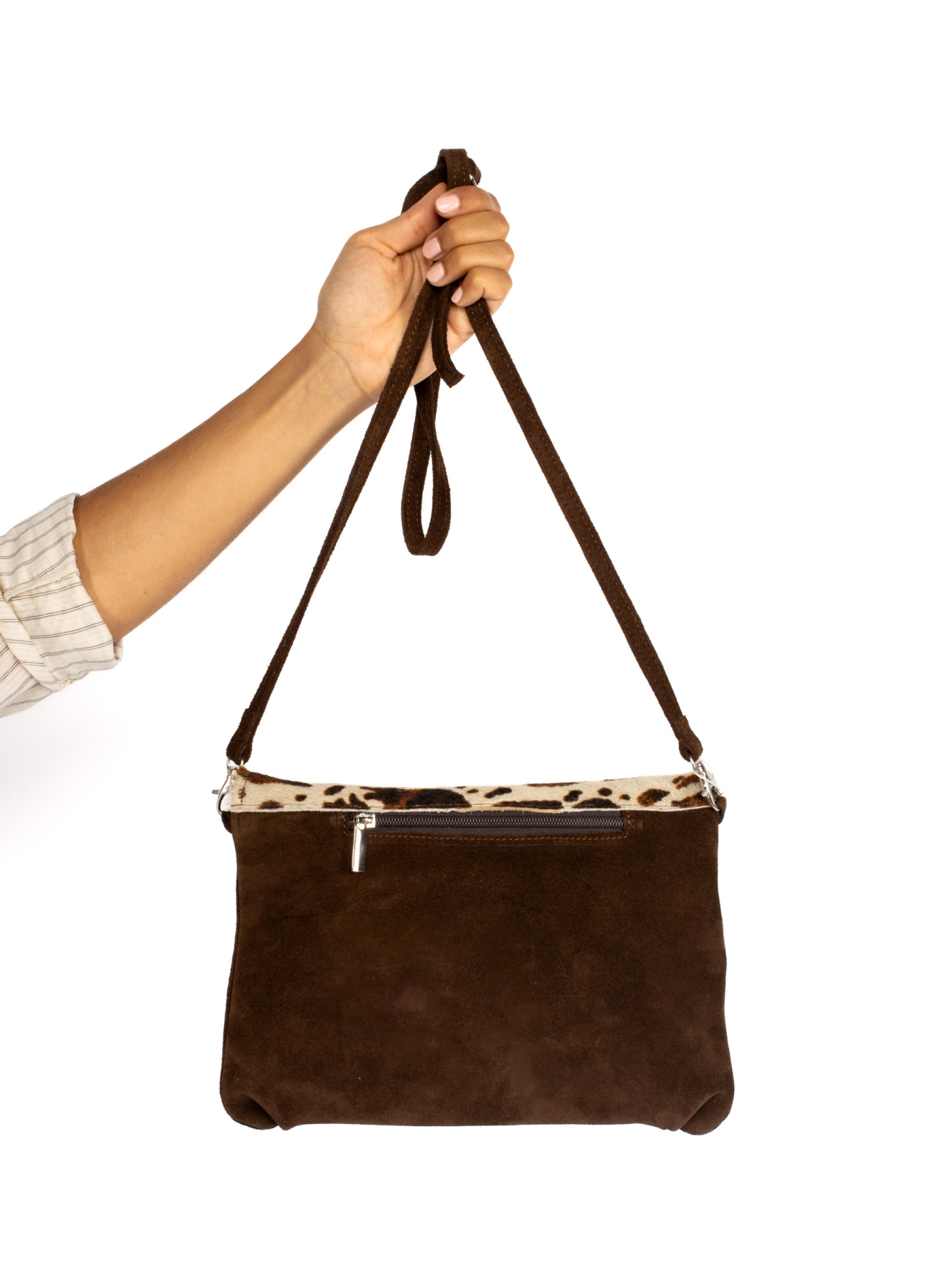 MALA TIRACOLO EM CAMURÇA E PÊLO