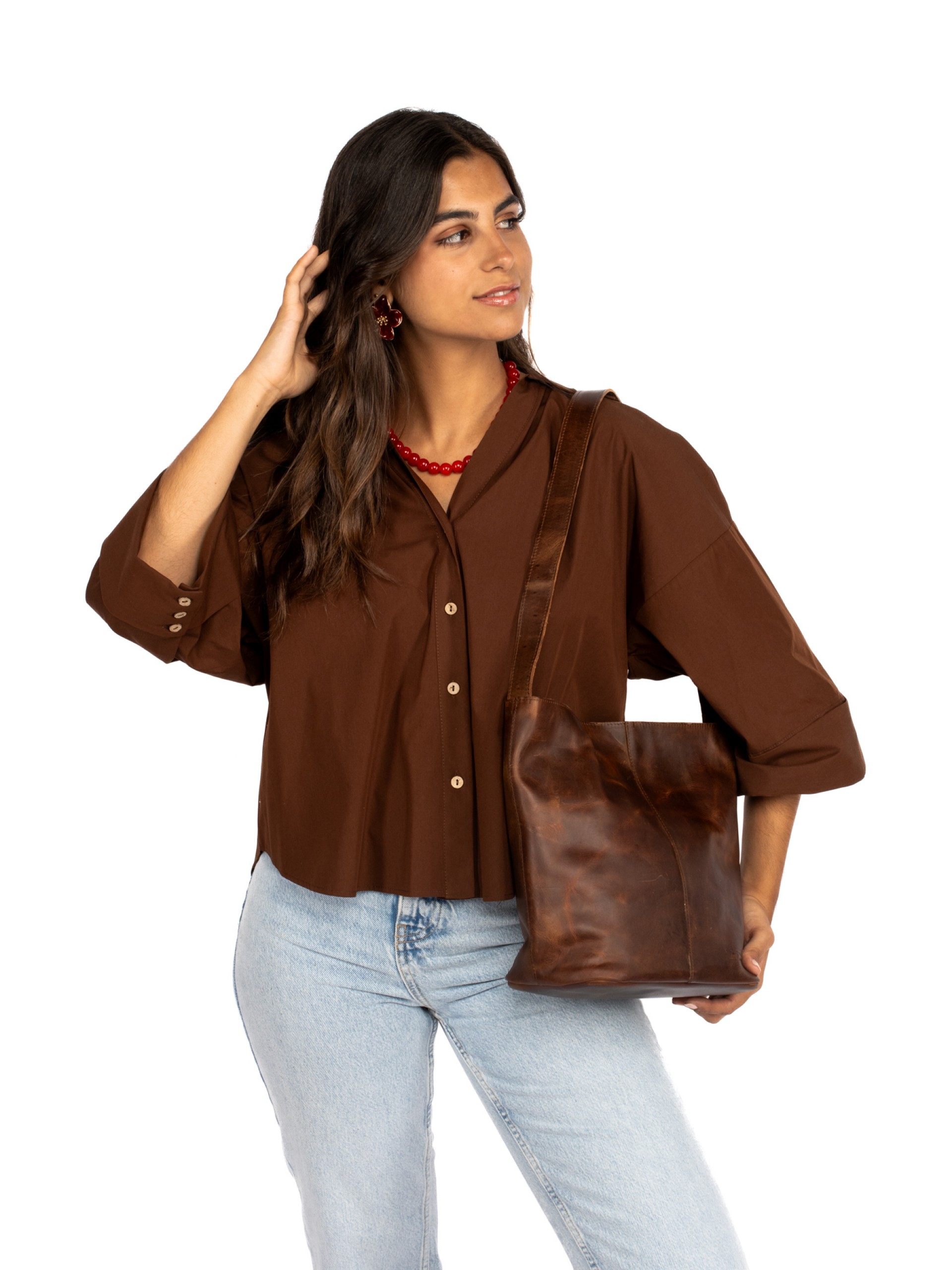 SACO TIRACOLO EM PELE ENRUGADA