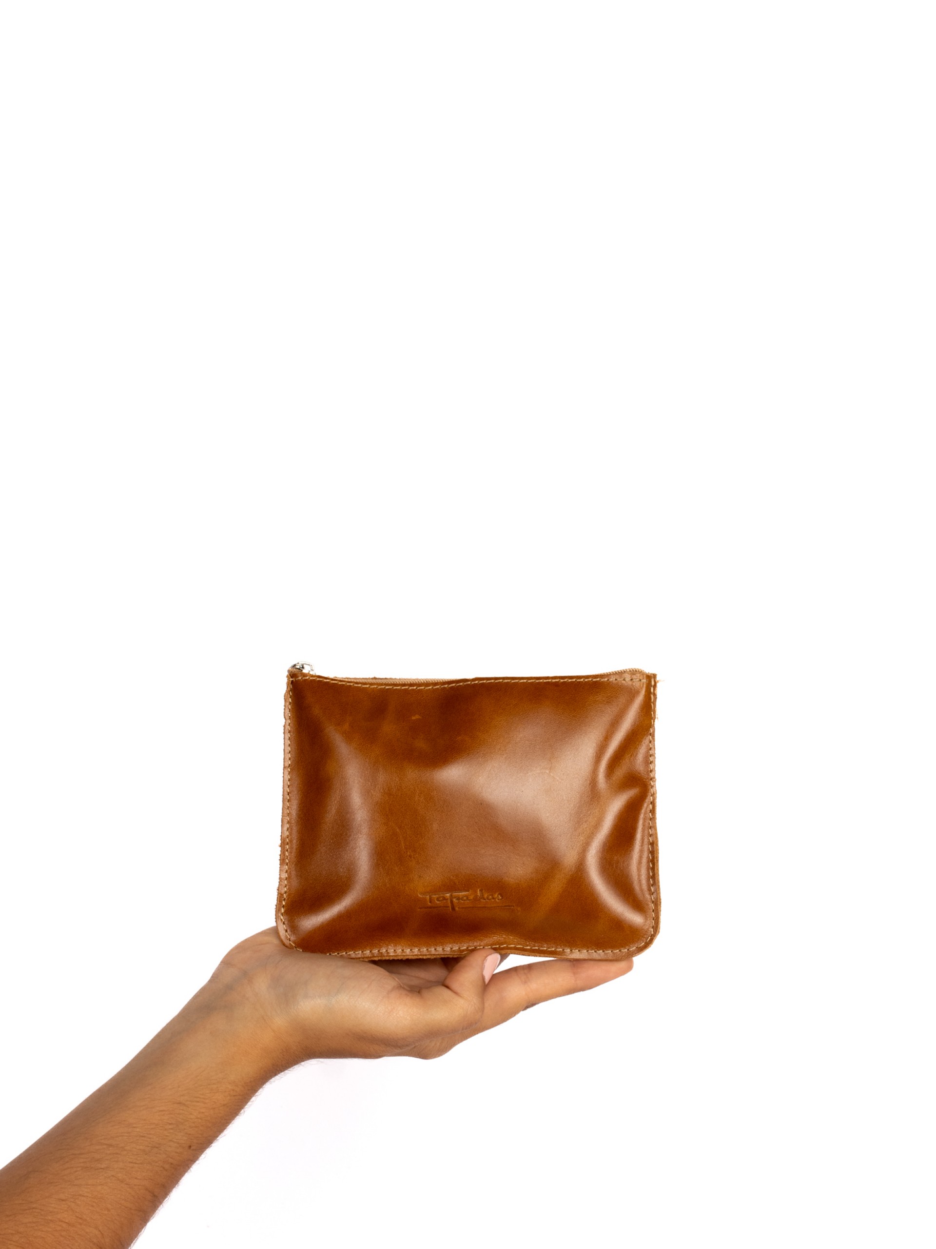 Bolsa em pele brilhante