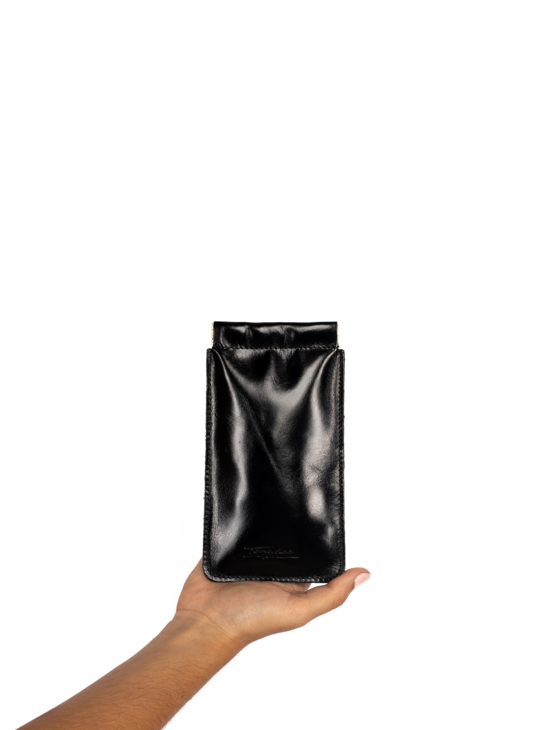 Bolsa de óculos em pele brilhante