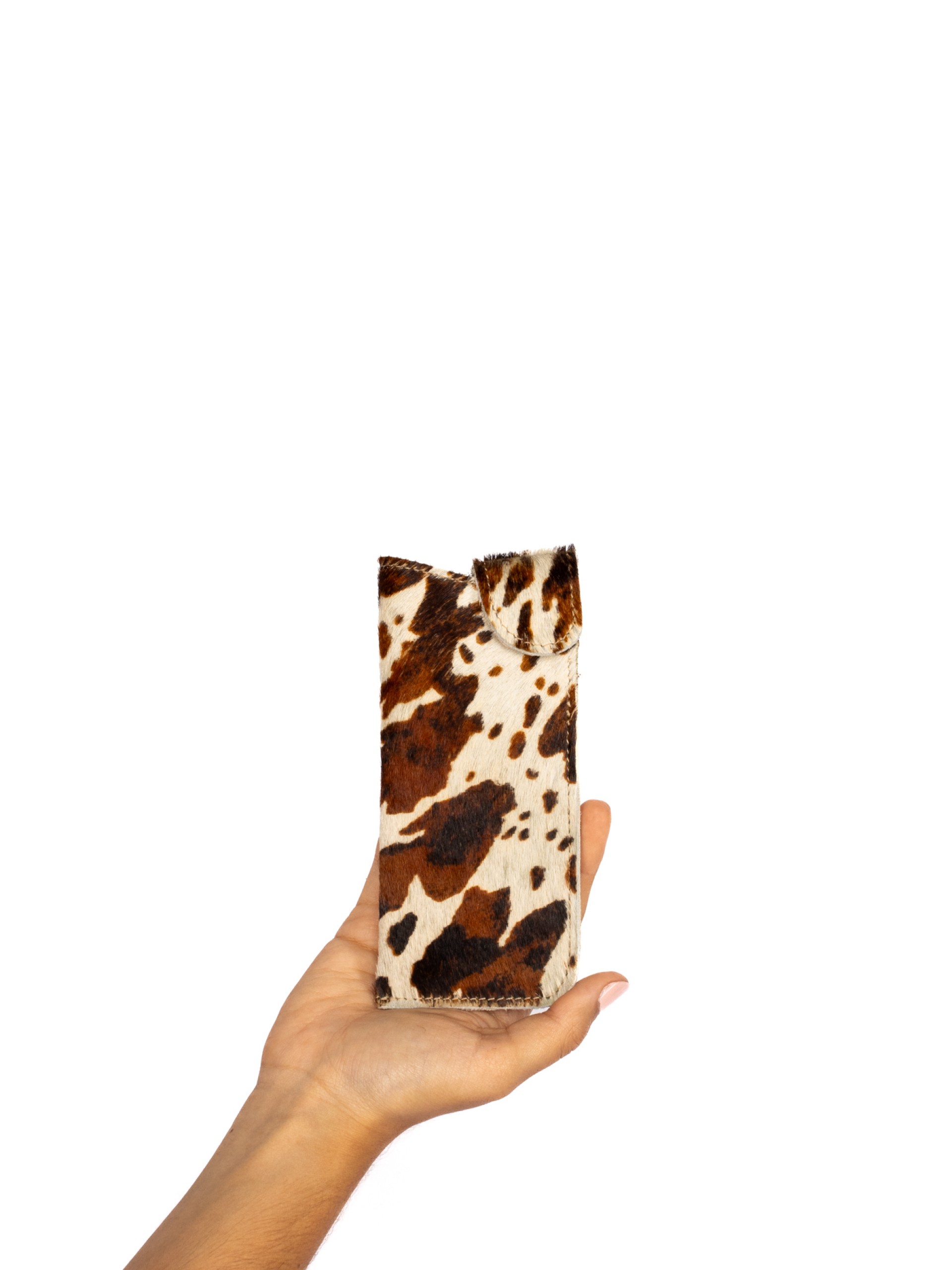 PORTA OCULOS EM PÊLO DE VACA