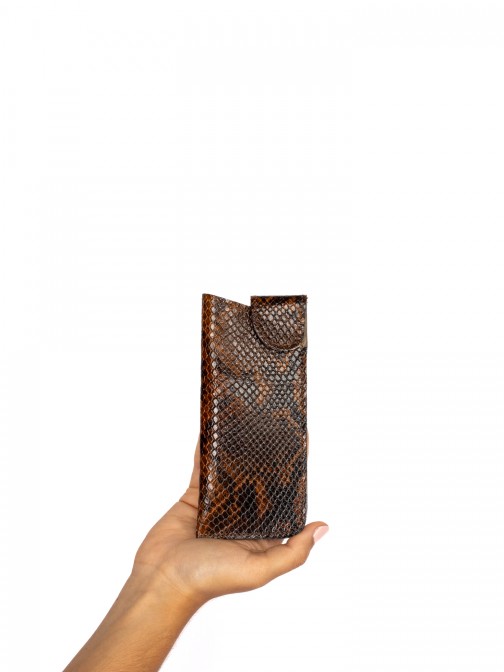 PORTA OCULOS EM PELE ANIMAL PRINT