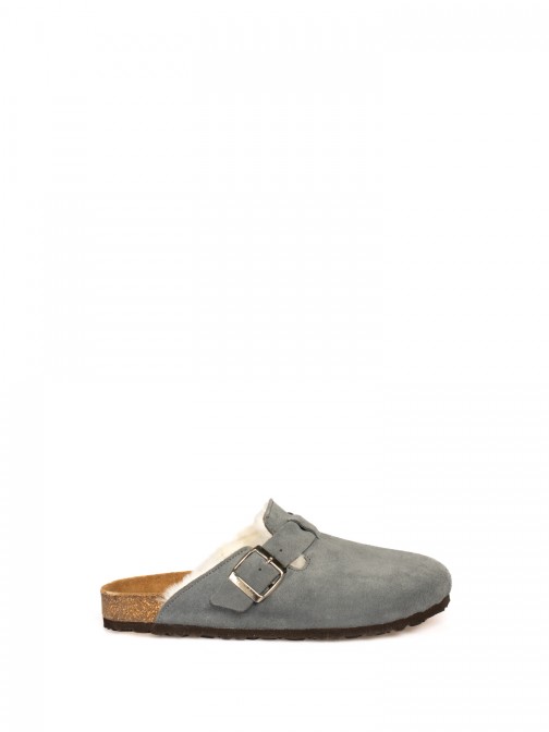 Suede Clogs with Fur