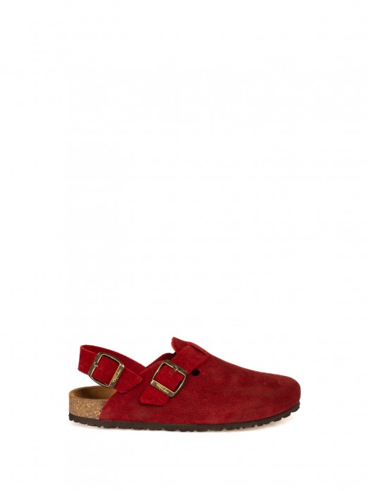 Clogs em camura com tira no calcanhar