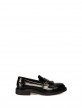 Leather moccasin with fringe Leather moccasin with fringe