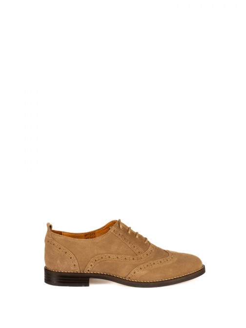 Sapato Oxford em Camura