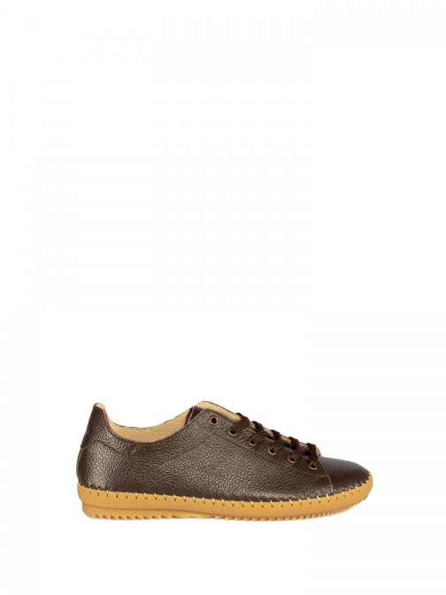 Leather sneakers