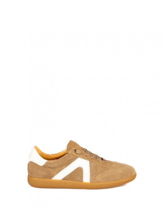 Suede Sports Shoes