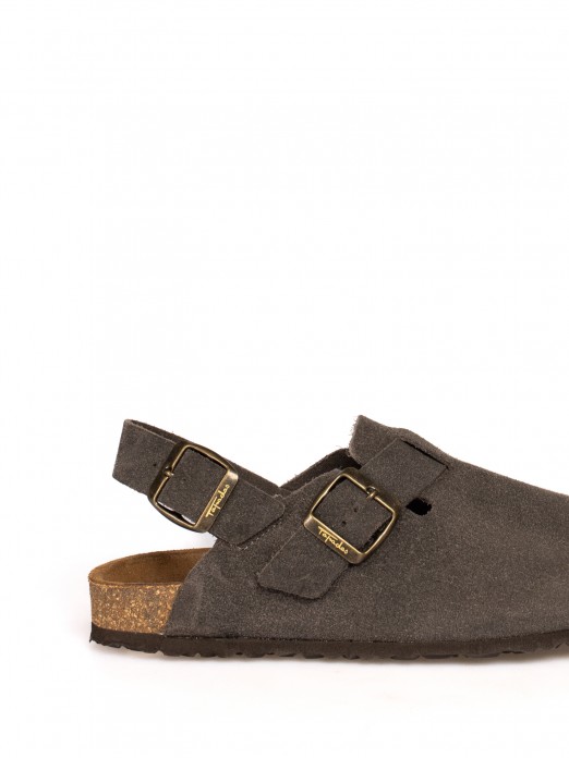 Clogs em camura com tira no calcanhar