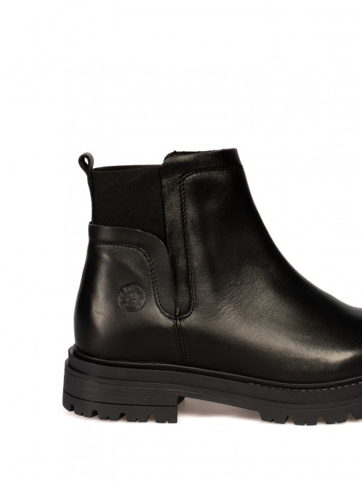 Bota Pele com elstico