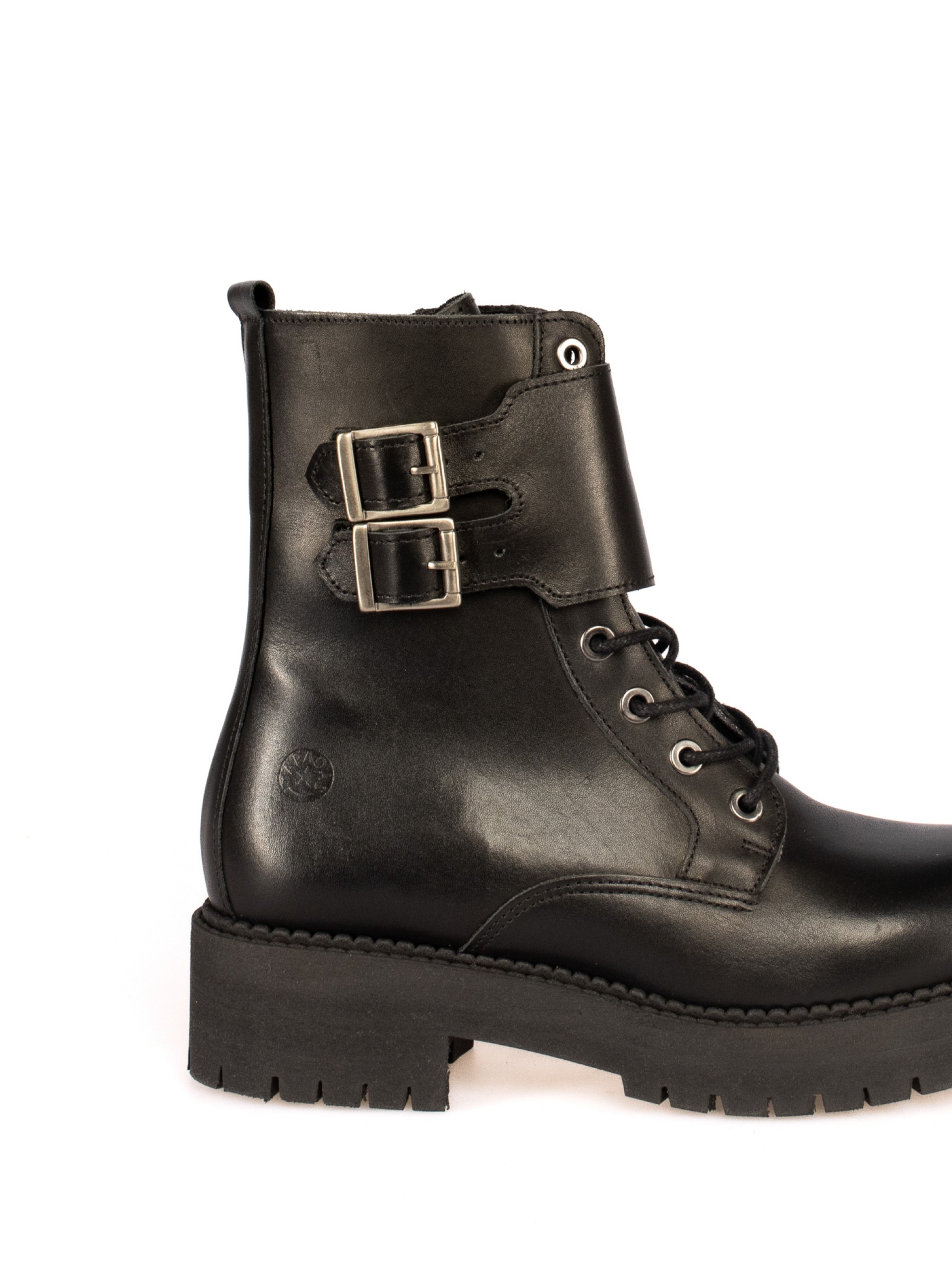 Botim Militar em Pele
com Fivelas