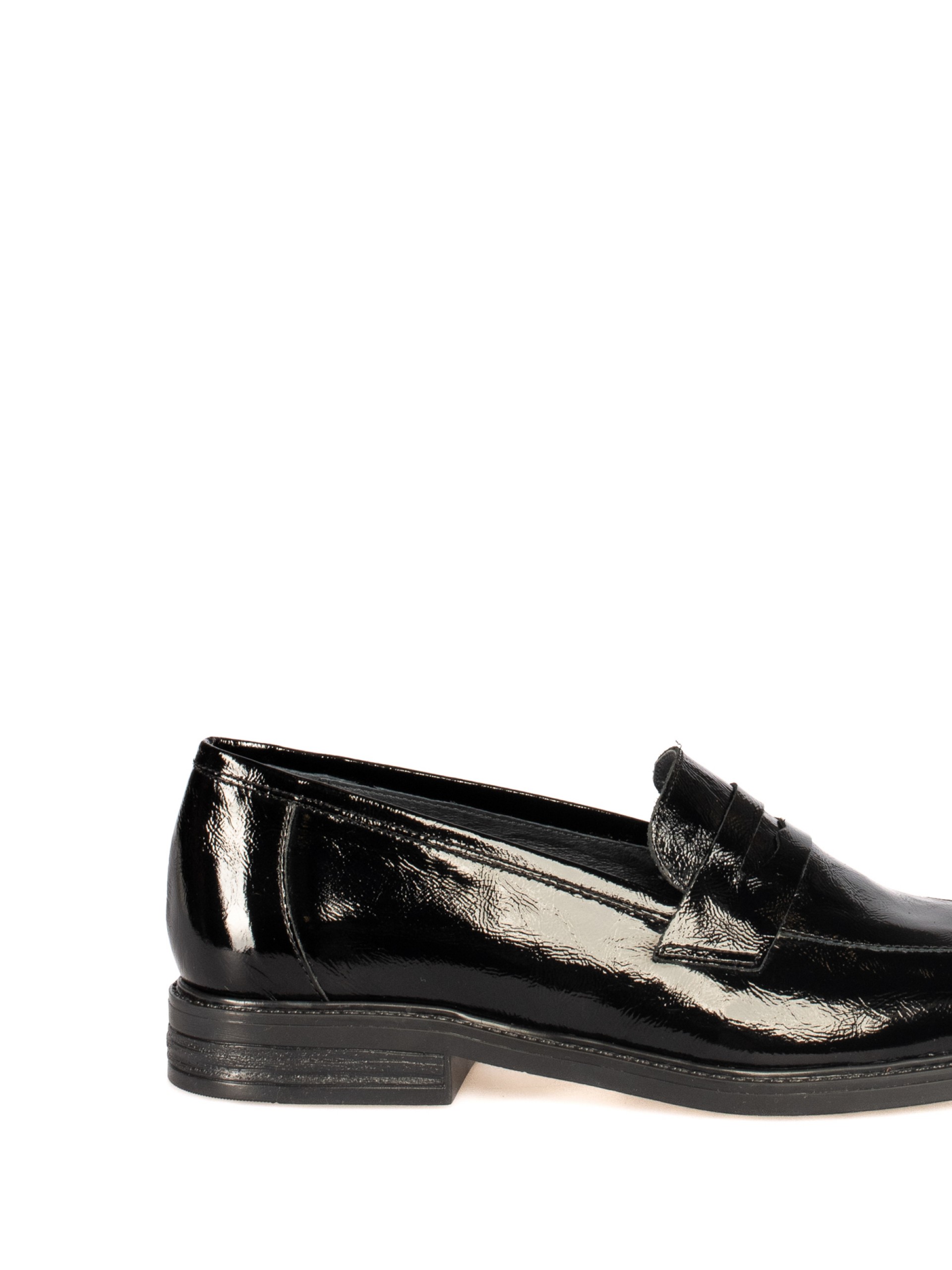 Mocassim clássico em verniz