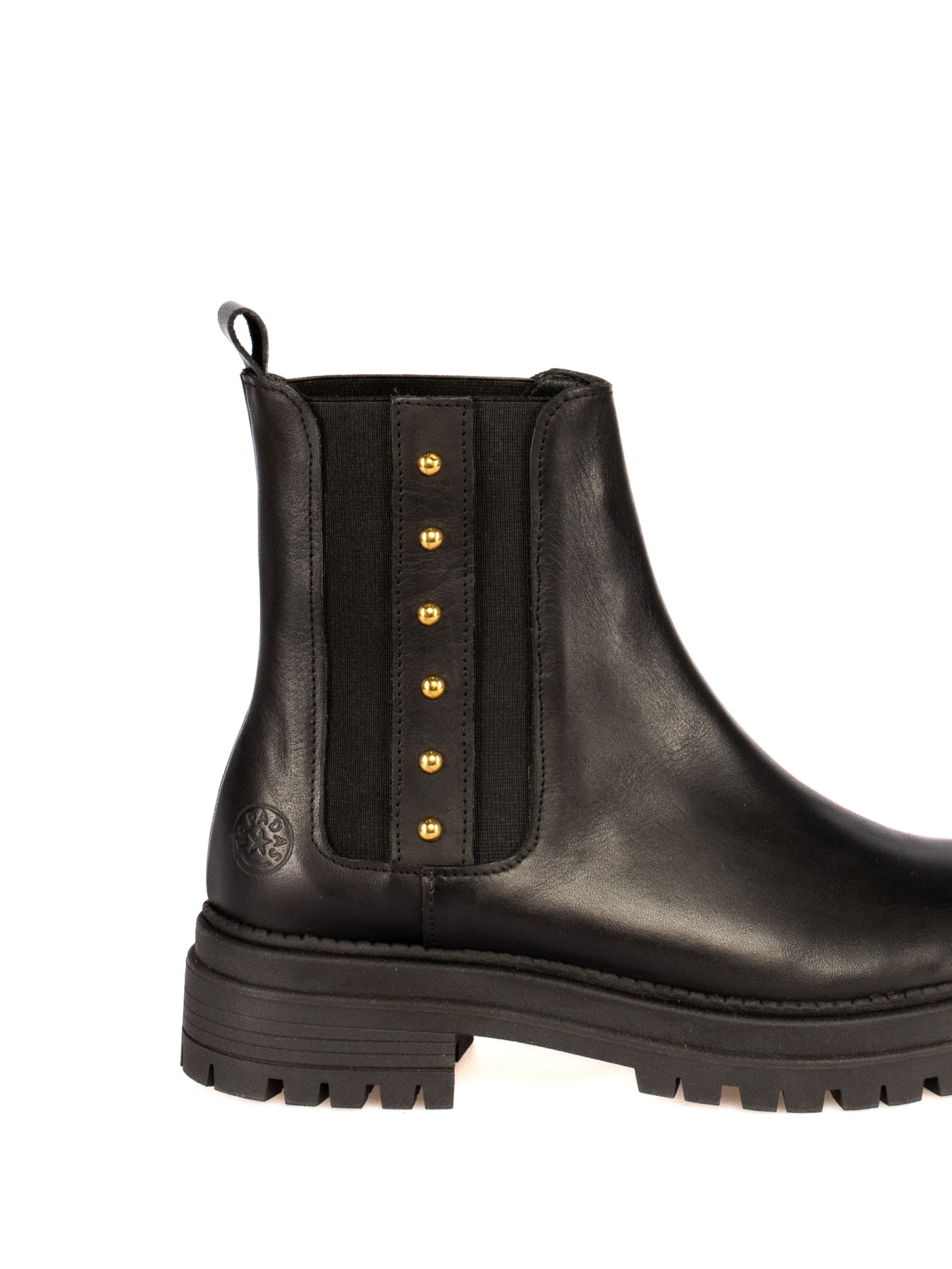 Botim com elásticos em Pele e Tachas