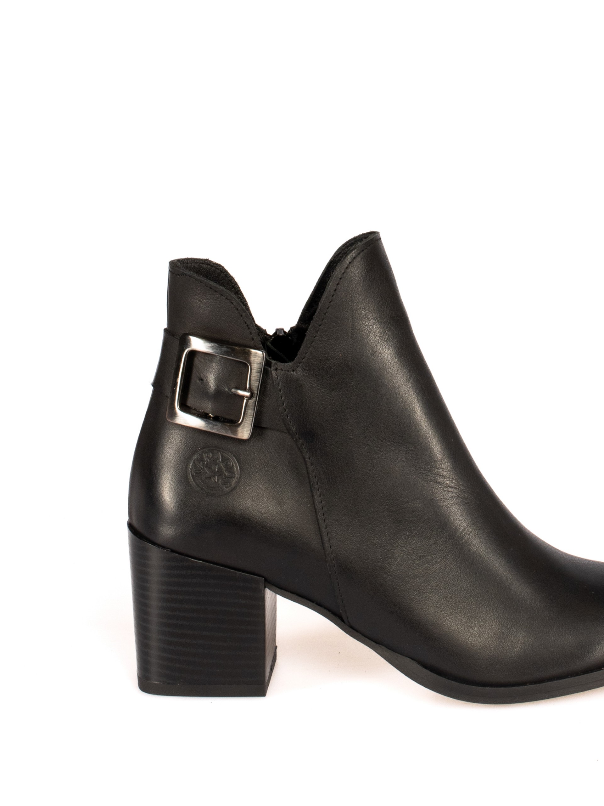 Botim de Salto em Pele