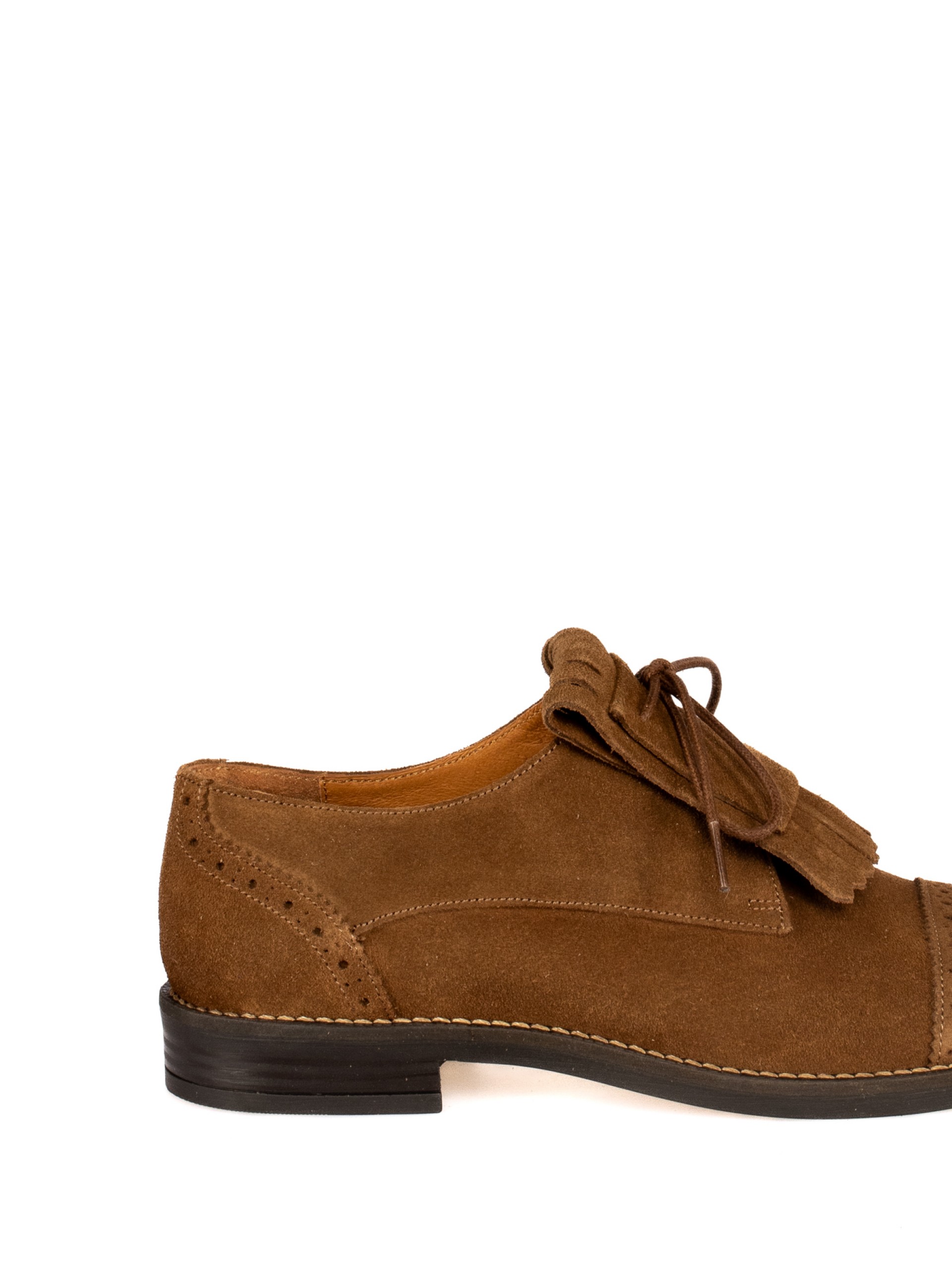 Sapato Raso Camurça com Franjas