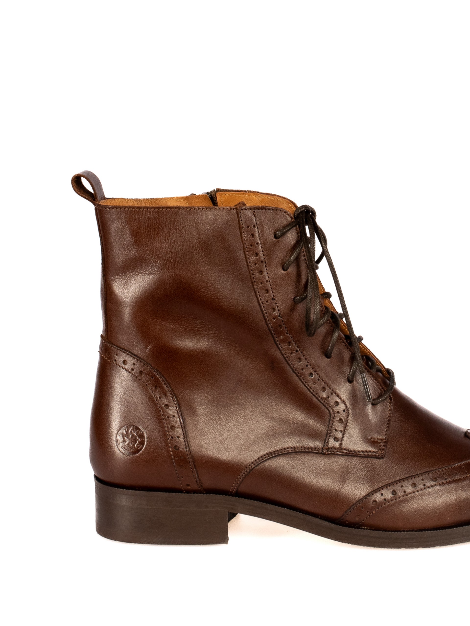 Botim Oxford em Pele