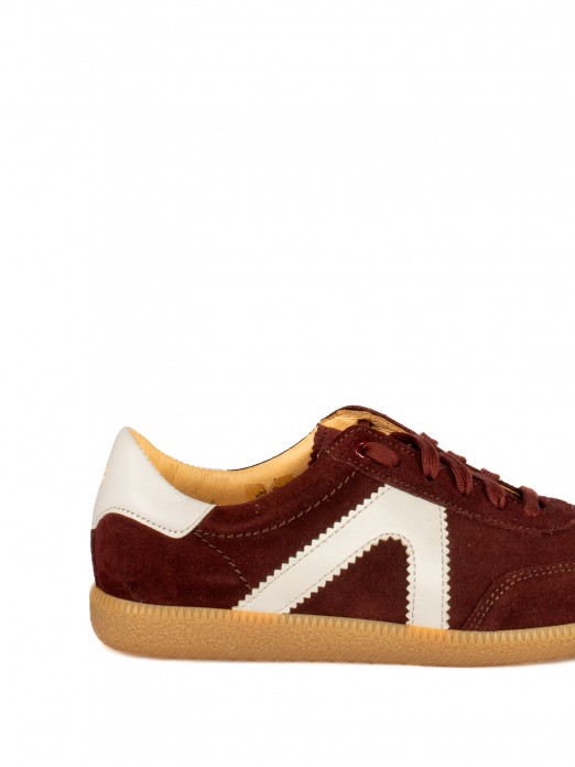 Suede Sports Shoes