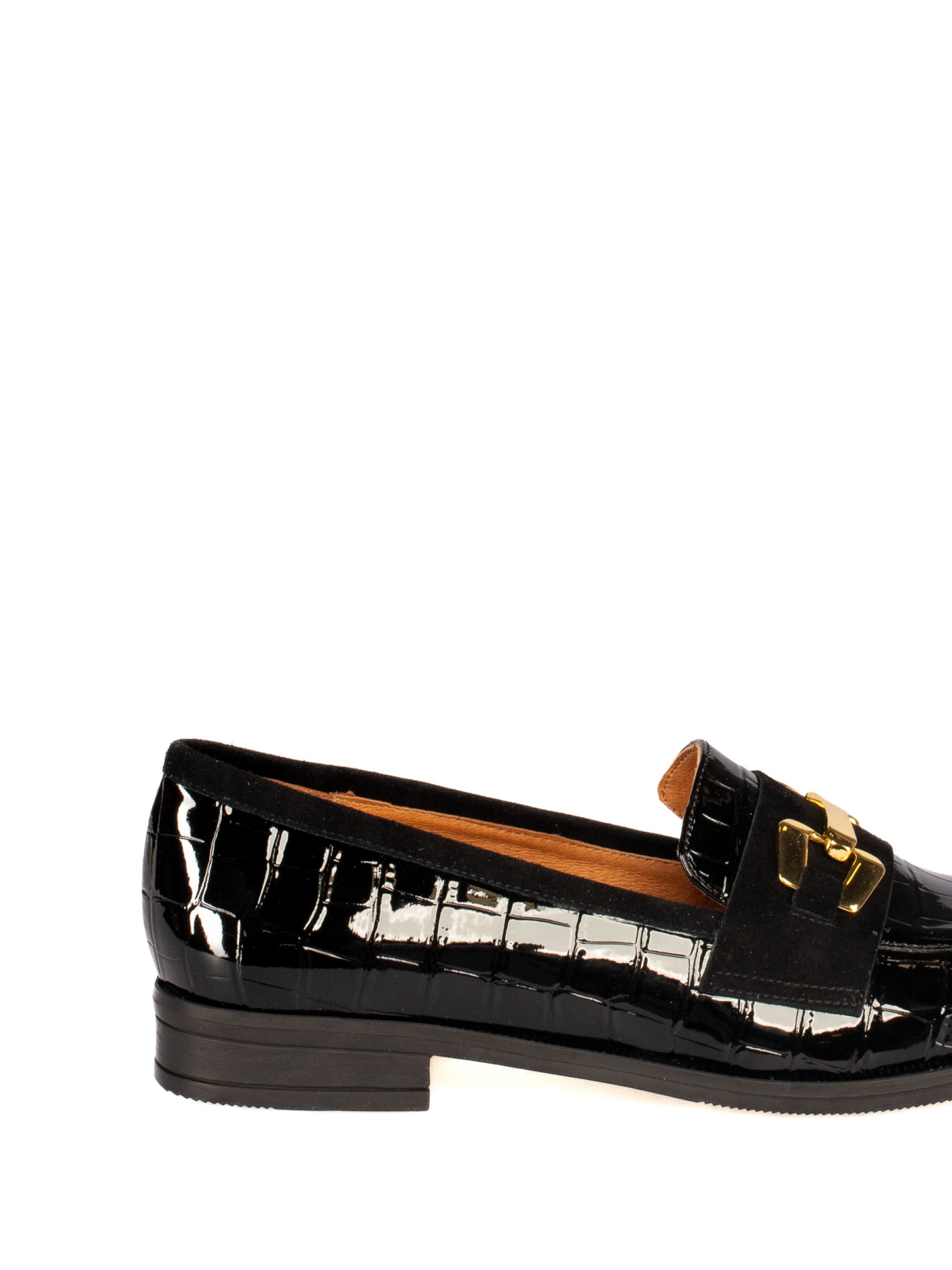 Mocassim em Verniz 
com aplicação