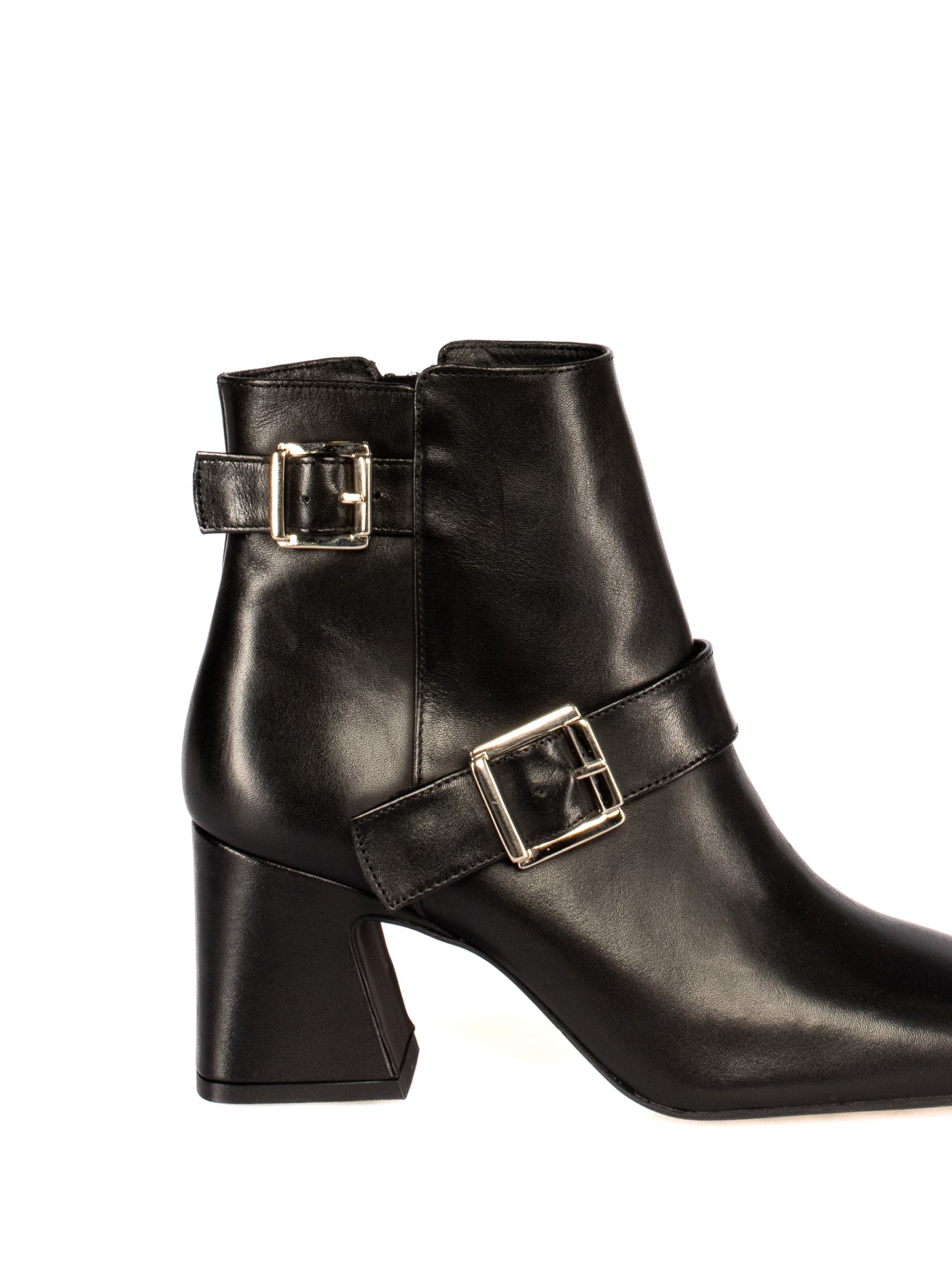 Leather heel ankle boots with buckles