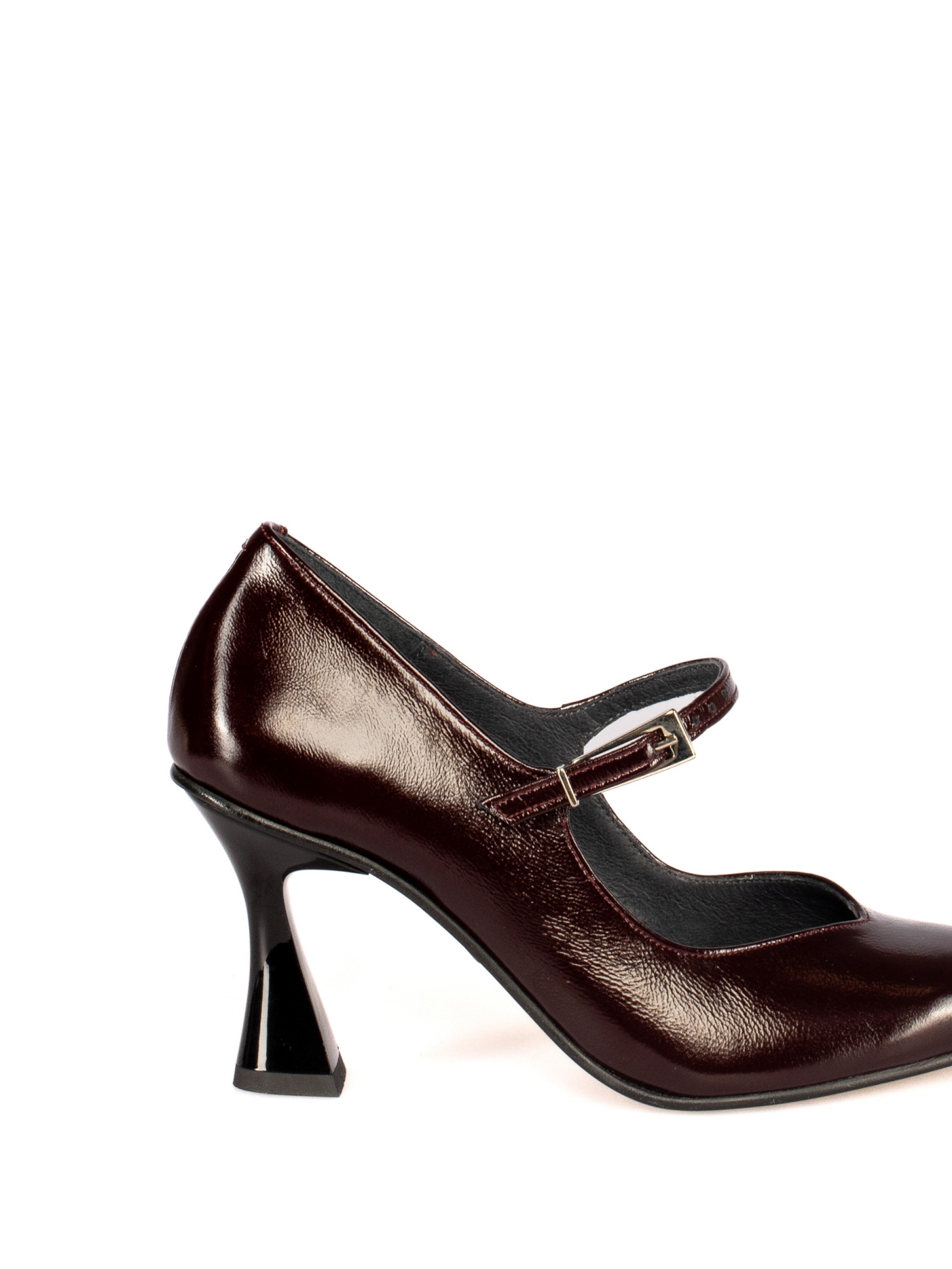 Sapato Stiletto em verniz