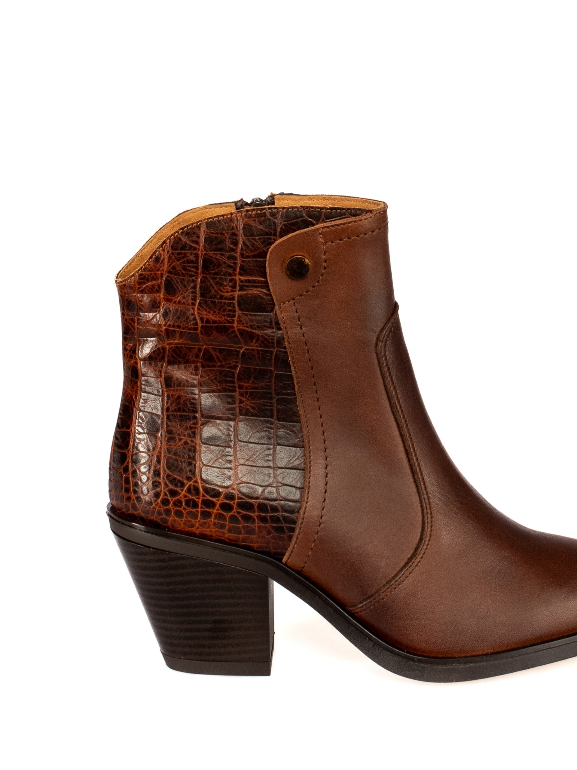 Texan ankle boots in leather with crocodile