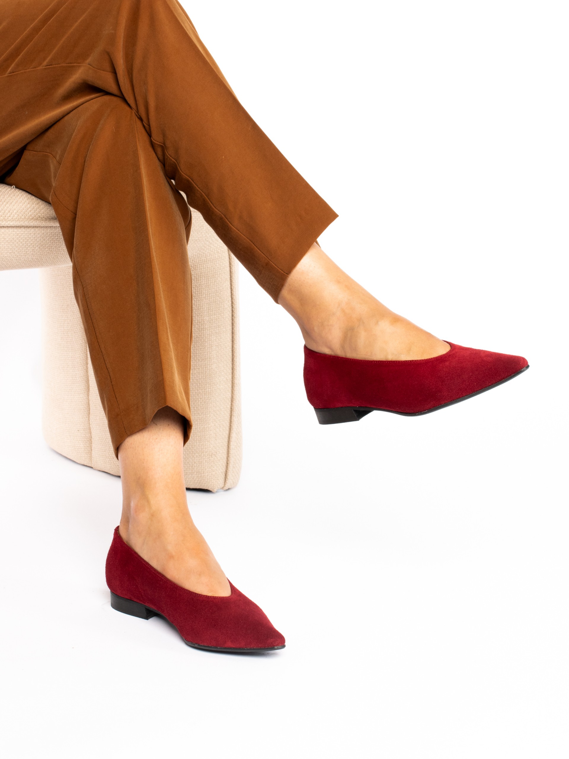Suede flat shoe