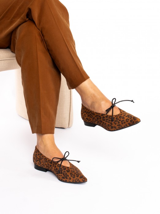 Animal print suede shoe